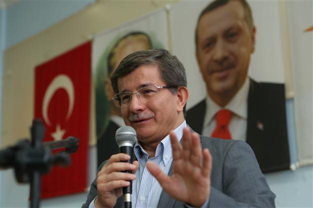 Intelligence chief accused by US newspapers for doing duty: Turkish FM Davutoğlu