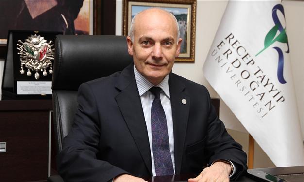 Recep Tayyip Erdoğan University rector steps down after hiring scandal