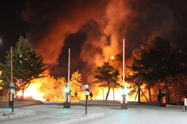 Police fire tear gas, water cannon at fresh ODTÜ protest
