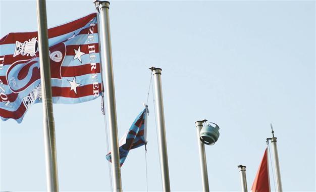 Turkish Football Federation protested with ‘gas tube’ by fans