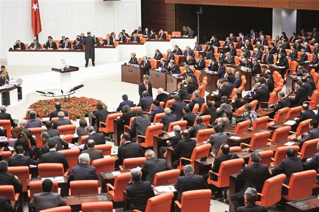 Ruling AKP conditions consensus over opposition’s offer for release of jailed MPs