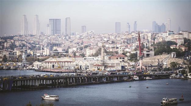 Turkish economy regains some momentum, but under risk: EU