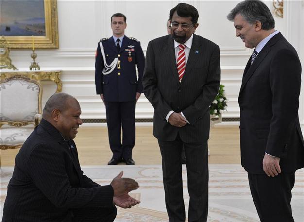 Turkish president welcomes foreign ambassadors