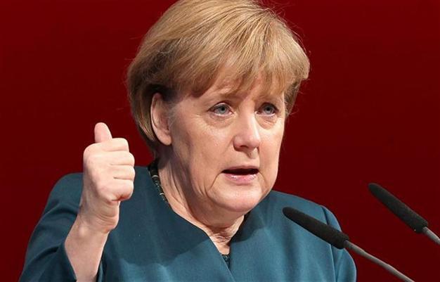 Merkel and SPD clinch coalition deal two months after vote