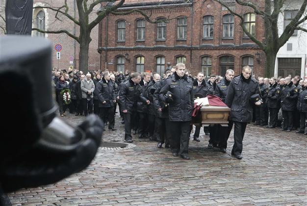 Latvia PM resigns after Riga supermarket disaster