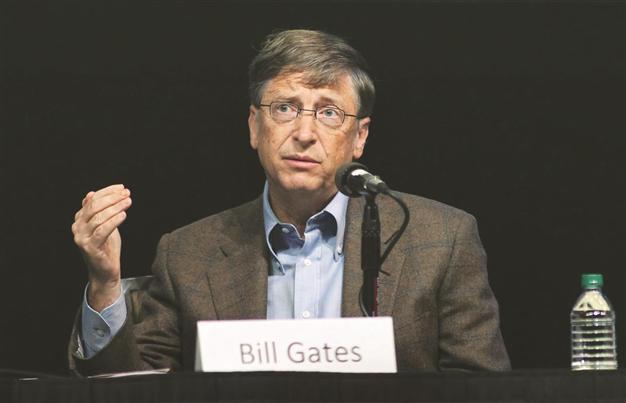 Microsoft investors push for Gates to quit