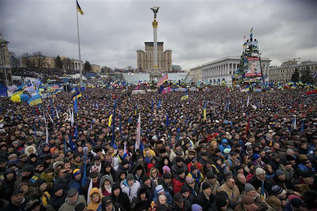 Ukraine capital braces for massive protest