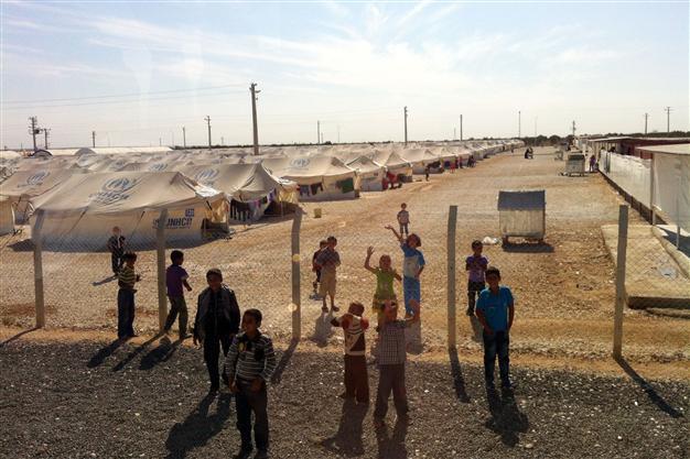 Number of Syrian refugees in Turkey exceeds 600,000: Turkish official