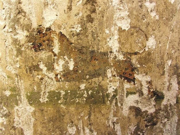 Leopard figure discovered on ancient city walls in Denizli