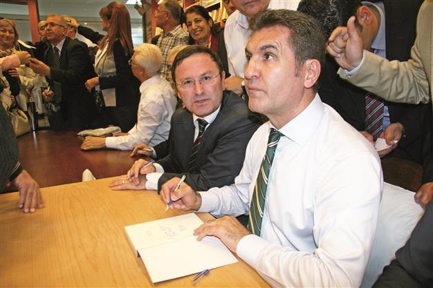 Main opposition leader Kılıçdaroğlu, Sarıgül exchange positive union messages