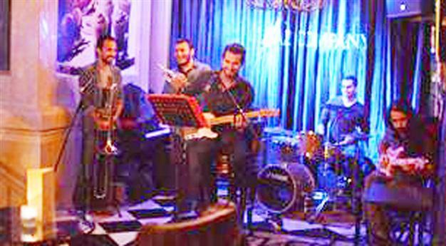 Elite World Hotel Blues