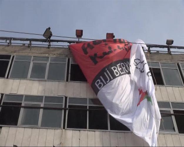 Al-Qaeda banner turns protest violent in Istanbul