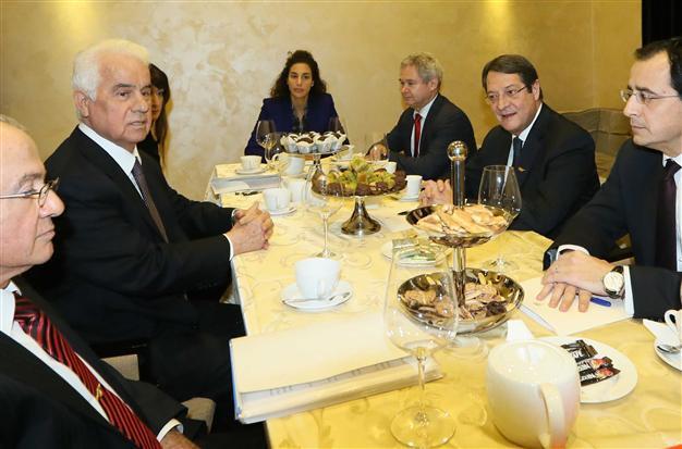 Cyprus leaders try to revive peace process