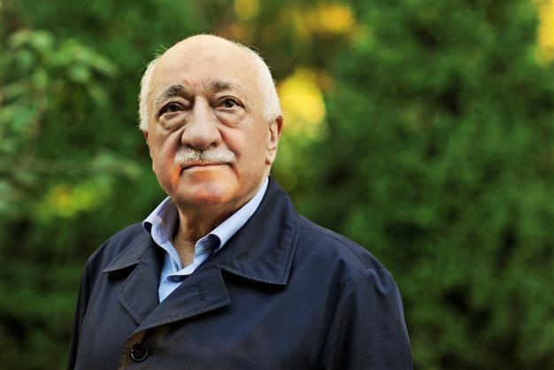 Islamic scholar Gülen rejects links with Turkeys corruption probe