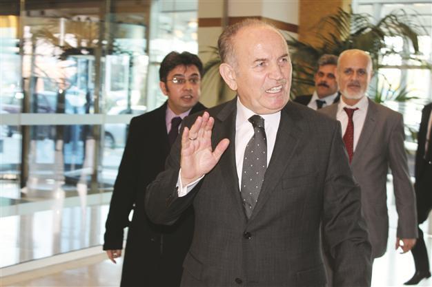 Corruption key theme in AKP’s poll statement