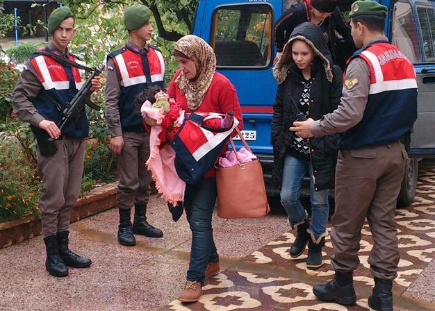 32 Syrian refugees found on deserted beach waiting for boat to reach Greek island