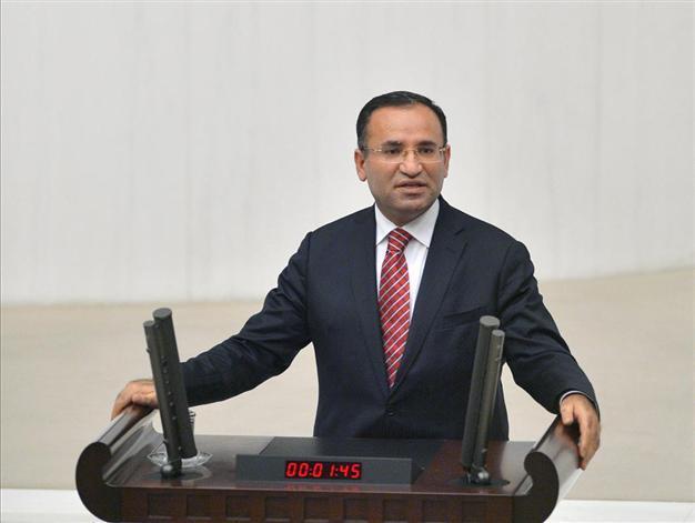 Turkeys main opposition set to file censure motion against Justice Minister Bozdağ