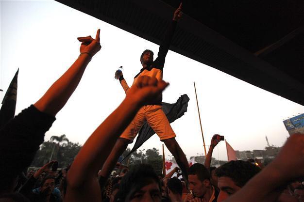 Clashes between Morsi backers and opponents in Cairo kill two, including one child