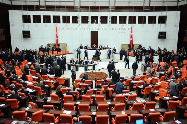 Turkish Parliament amends Internet bill after Gül’s last-minute intervention