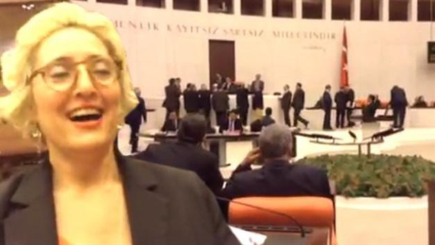 CHP lawmaker broadcasts critical Parliament session live on Ustream