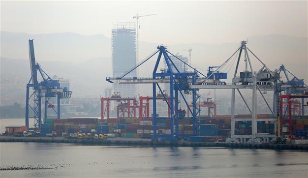 Turkey’s trade deficit diminishes by 27 pct