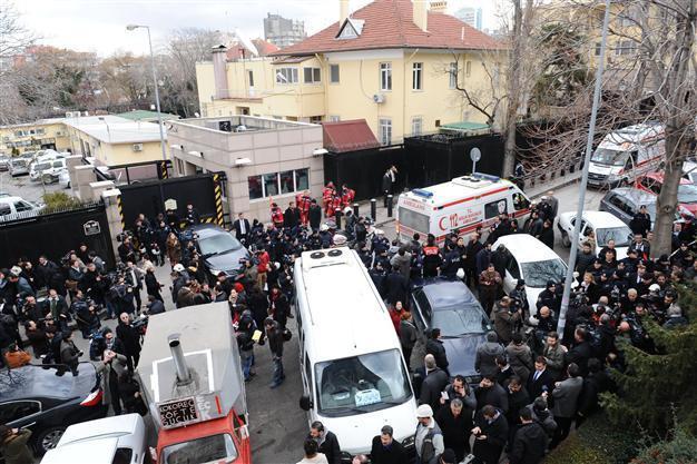 US issues bounty for three high-ranking members of DHKP/C