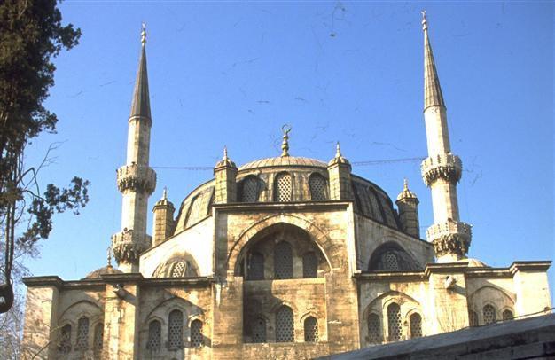 Renovations of historic sites in Anatolia not up to par: Foundations head