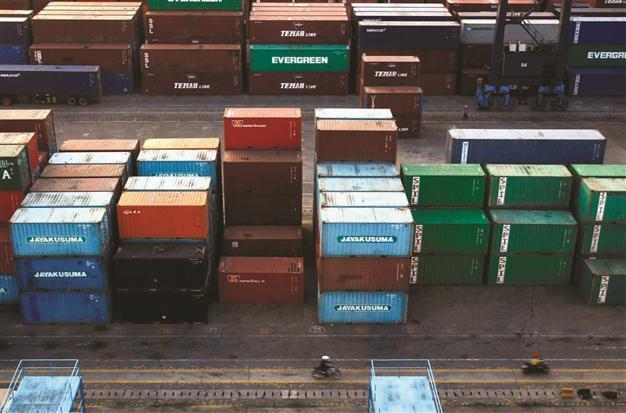 How did Turkey export $1.2 billion worth gold to Switzerland