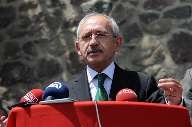 Turkish main opposition leader hits out at gov’t for ‘seeking help from terrorists’