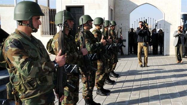 Turkey ready to respond any attack to Suleyman Shah tomb in Syria, FM Davutoğlu says