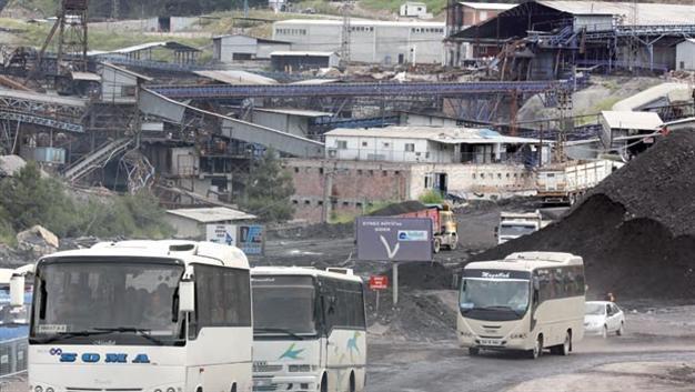 Miners go back to work a week after Soma tragedy