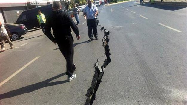 Crack in Istanbul’s intercontinental metro construction causes concern