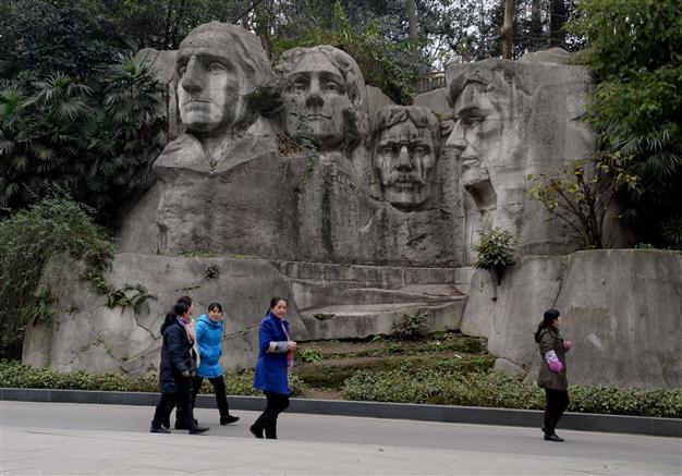 Sphinx, Eiffel Tower among China's monumental reproductions