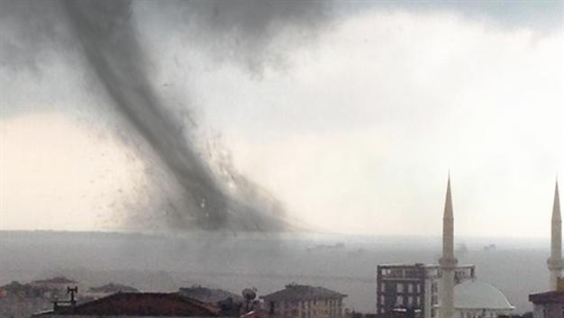 VIDEO: Tornado wreaks havoc in eastern Istanbul