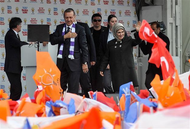 Turkish PM Erdoğan slams Gülen movement as ‘spy ring entering the ruler’s harem’