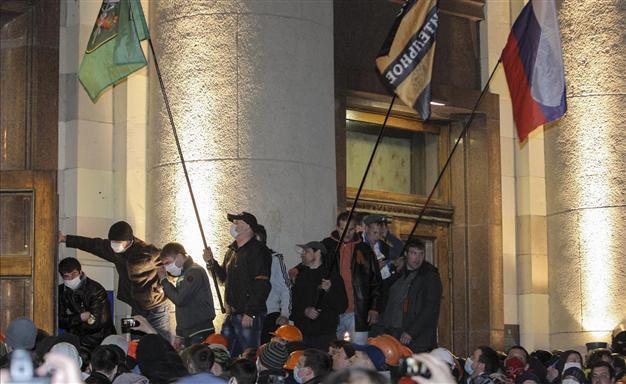 Ukraine accuses Russia of fomenting eastern unrest