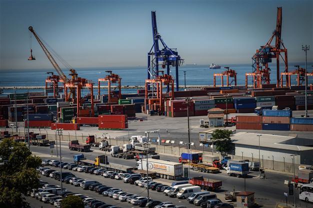 Exports keep Turkish industry firm in February: Official data