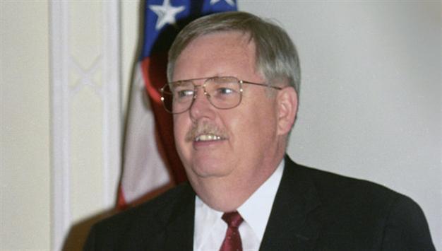 Russia approves new US envoy as tensions high over Ukraine