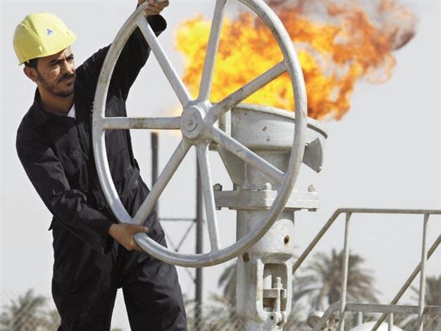 Kurds threaten action against Iraqi oil buyers