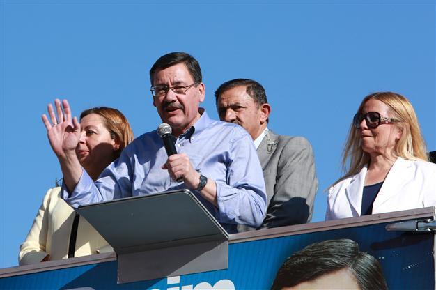 Protester detained after Ankara mayor complains during rally