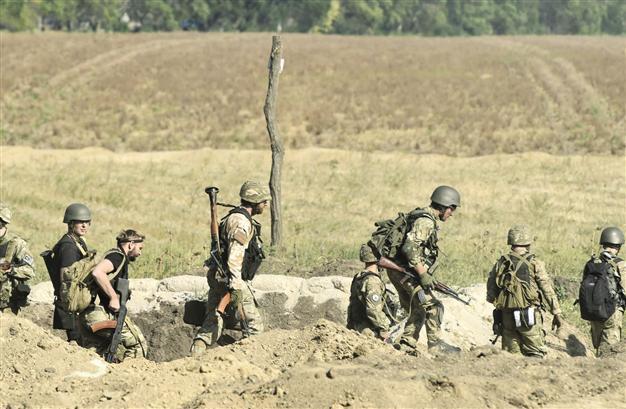 Poroshenko says Ukraine ceasefire plan to be signed Friday