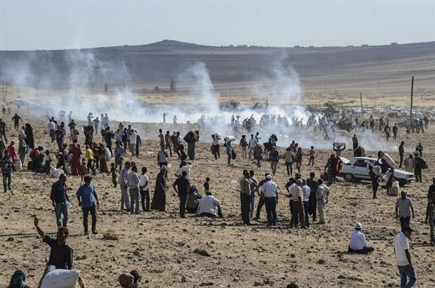 300 Kurds cross from Turkey to Syria to fight jihadists