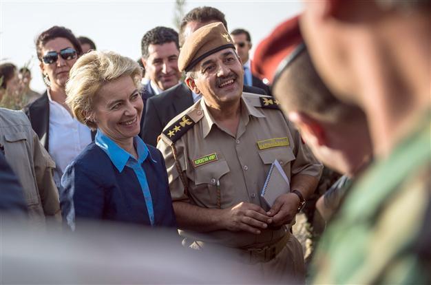 Germany starts training 32 Kurdish peshmerga fighters