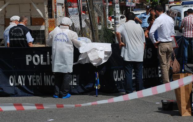 Man kills wife in broad daylight at Istanbul bus stop