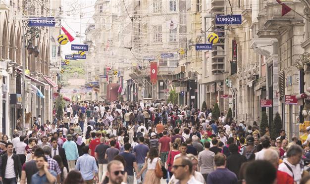 Being part of Turkish nation most popular identity for Kurds: Survey