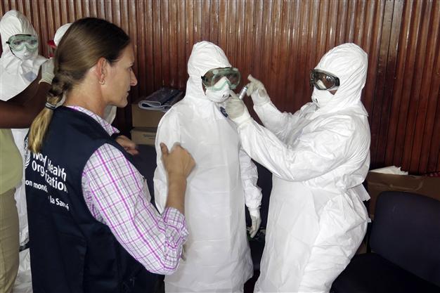 Britain hosts Ebola talks on S. Leone without president