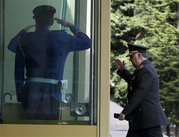 Turkey’s top soldier to skip US-hosted ISIL meeting