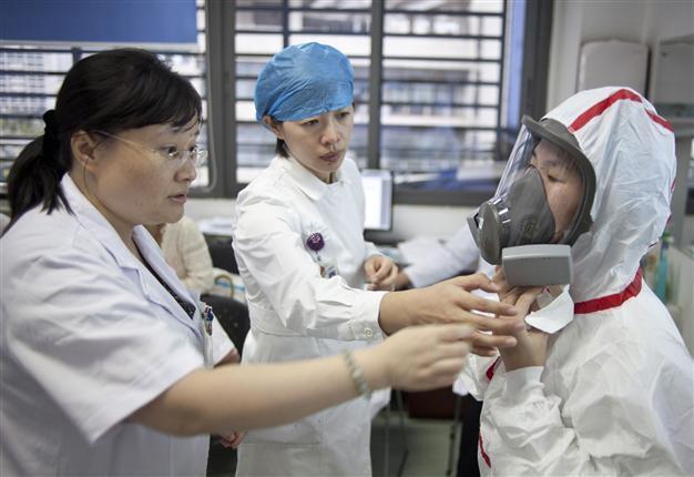 EU puts up 24 million euros to find Ebola vaccine