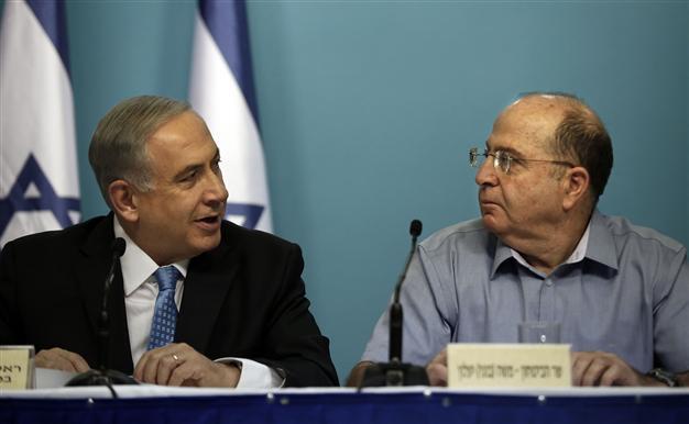 Israels defense minister in US after spat over Kerry remarks