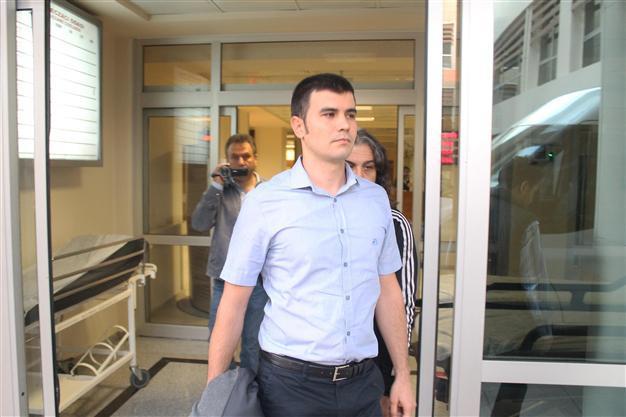 Police officers detained for illegal wiretapping